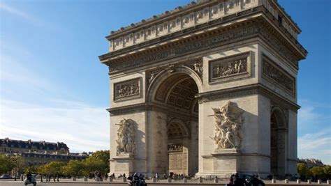 L Arc De Triomphe Rouvre Ses Portes