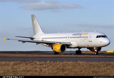 Ec Kbu Airbus A Vueling Mirek Kubicek Jetphotos