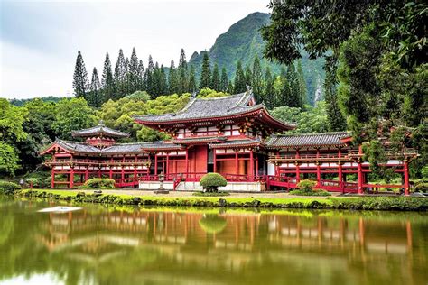 El templo Byodo in y el ave fénix