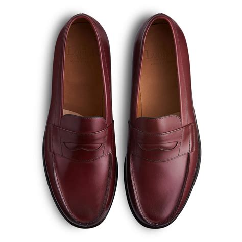 Mocassin Bordeaux En Cuir De Veau Pleine Fleur Semelle Cuir En Cousu Goodyear Loding