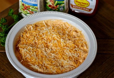 Easy Buffalo Ranch Chicken Dip Yuli Cooks