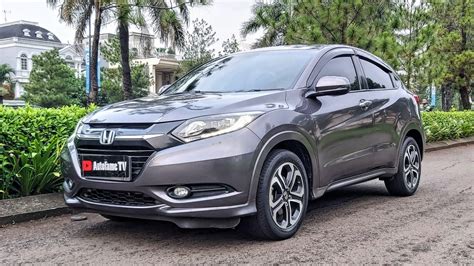 Honda HRV 1 8 Prestige 2018 Floating TV Panoramic Sunroof Facelift Grey