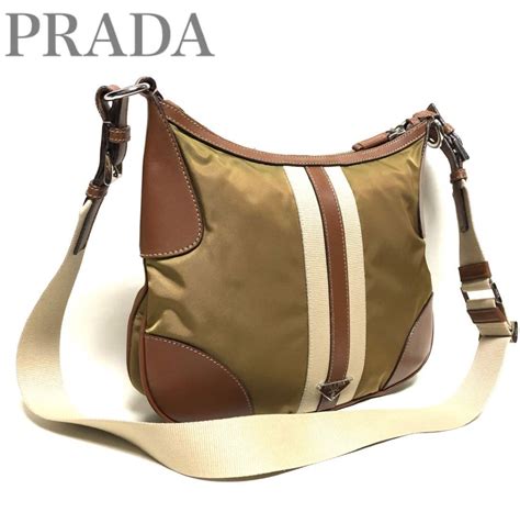 タグありの Prada プラダ テスートレザーショルダーバッグ カーキブラウン美品 タグありの