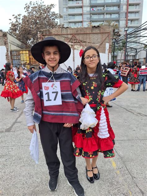 Concurso De Cueca Colegio Santa Mar A De Santiago