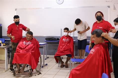 Assistência Social Moradores da Vila Dnit em Porto Velho são