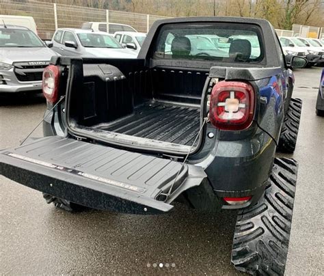 Dacia Duster Un Incroyable 4x4 Pick Up à Chenilles Les Voitures