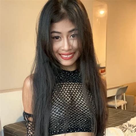 Nude Asian Girl Takes Her Bath Alone Pov Amateur Porn Feat Tiny Alina Xhamster