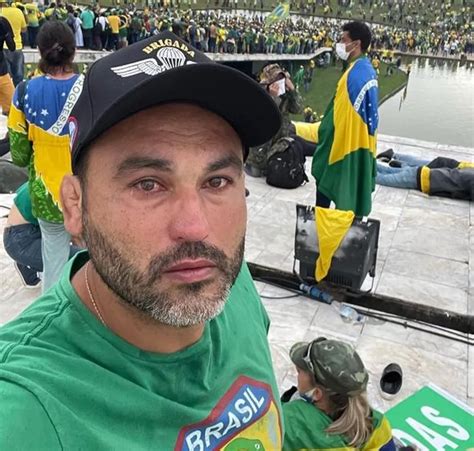 Primo Dos Filhos De Bolsonaro Léo Índio é Alvo De Nova Operação Da Pf