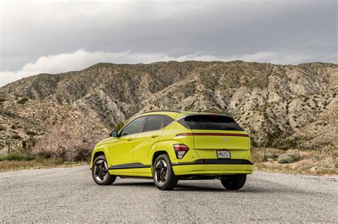 2024 Hyundai Kona Makes Us Debut New Kona Electric Promises 260 Mile