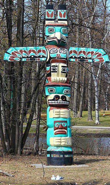 Totem Pole In St Vital Park Winnipeg Photo By Willard Joudrey