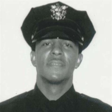 Heroes Roll Call Patrol Officer Derek W Owens 746 Cleveland