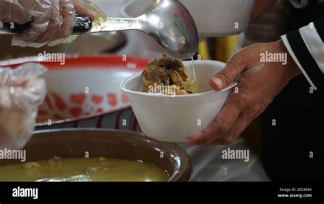 Indonesian Take Chicken 0por Indonesian Chicken Soup And Ketupat