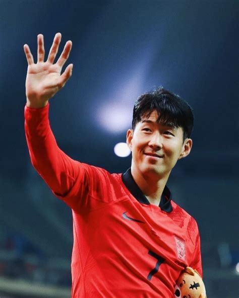 Torehkan Sejarah Son Heung Min Jadi Pemain Asia Pertama Yang Cetak