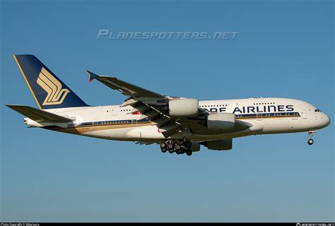 9V SKB Singapore Airlines Airbus A380 841 Photo by Māuruuru ID 916085