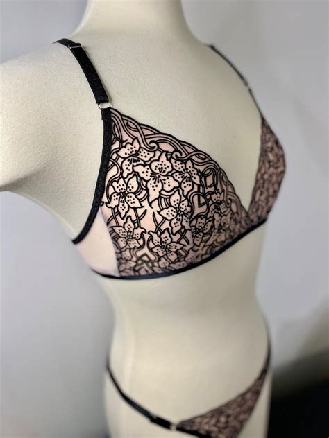 Semi Sheer Stretch Mesh Bralette Black Velveteen Embossed Deco Floral Design Rose Tannude