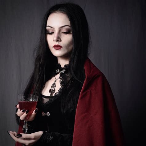 Pin By Maddie Cariker On Goth Goth Beauty Female Vampire Victorian Vampire