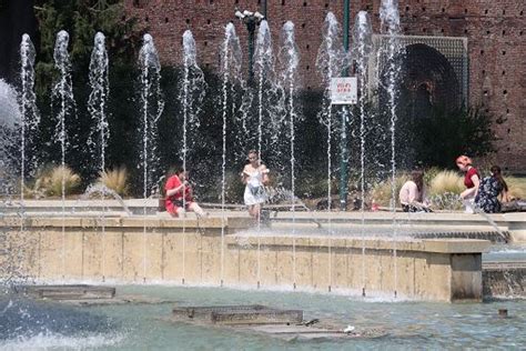 La Prima Settimana Di Primavera Inizia Con Il Sole E Il Caldo