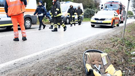 Seggiolino Allacciato Male Bimbo Morto In Un Incidente Stradale