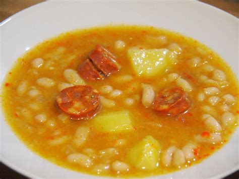 Habichuelas Con Chorizo Una Receta De Legumbres Y Platos De Cuchara