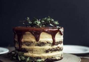 Naked Cake Aux Dattes Au Caramel Fleur De Sel Glouton