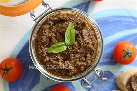 Recette de Tapenade aux olives et à la tomate