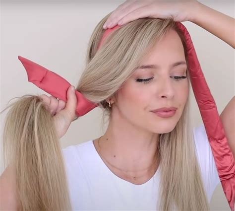 Easy Heatless Curls Using A Headband