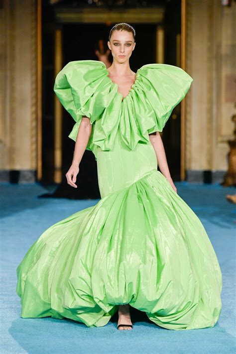 Christian Siriano Spring Summer Fashion Show