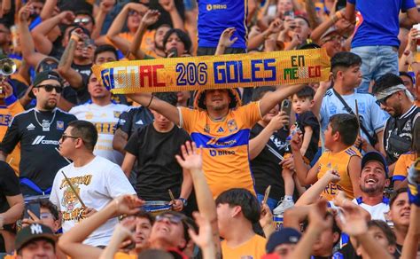 Tigres UANL Afición alza la voz y muestra su apoyo a Nahuel Guzmán