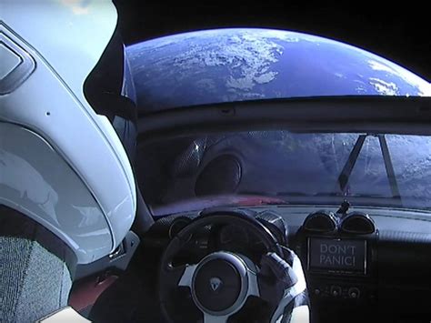 El Tesla Roadster Que Elon Musk Envió Al Espacio Acaba De Dar Su