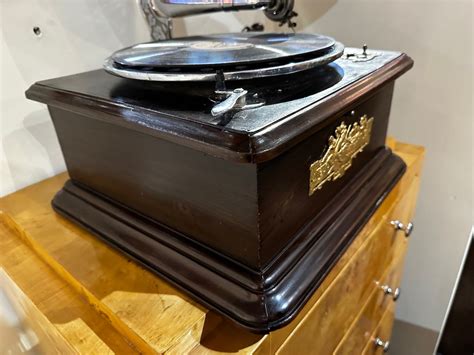 Original Phonograph Argentina With Horn Circa 1920 Phonographs Art