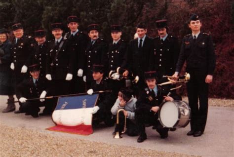 Photo de classe Photo d époque de 1983 Les Colombes Fressennevilloises