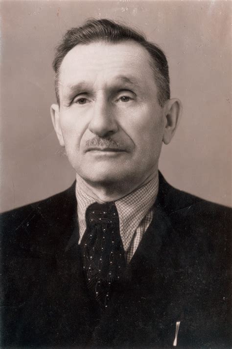 История — Церковь "Голгофа"