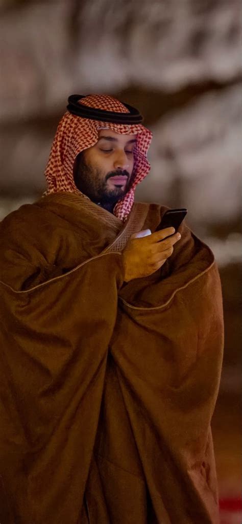 Mohammed Bin Salman 🇸🇦 Saudi Princess Sansa Stark Costume