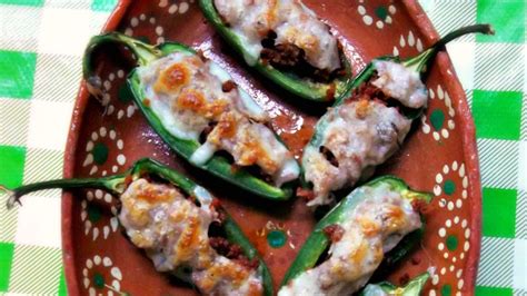 Receta De Jalapeños Rellenos De Chorizo Y Queso