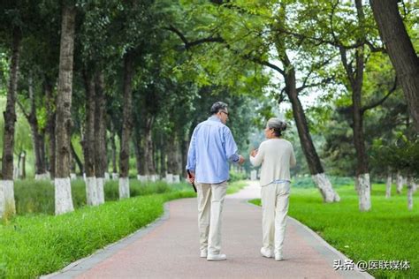 經常散步對身體好不好？60歲以上最好注意這2點 每日頭條