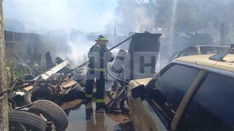 Incendio Arrasa Taller De Mec Nica Y Varios Carros En Bo El Obelisco