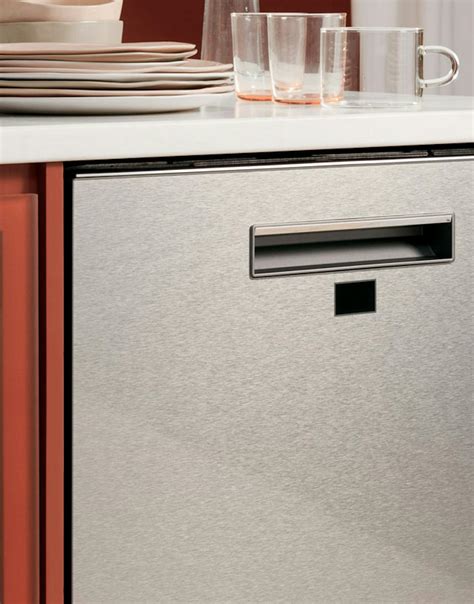 Platinum Glass Finish Sleek And Modern Appliances Café