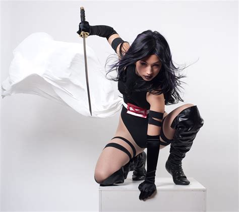 Psylocke Cosplay in Stunning 4K Ultra HD Wallpaper