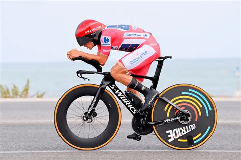 Remco Evenepoel gana la 10ª etapa de La Vuelta y sigue líder de la