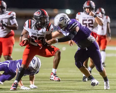 Faye Dont Blink During Port Arthur Port Neches Groves Season Opener