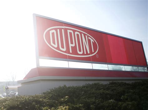 DuPont, Chemours in $4 Billion ‘Forever Chemicals’ Cost Pact - Bloomberg