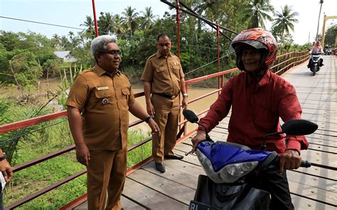 Perbaikan Jembatan Gantung Penghubung Empat Kecamatan Di Aceh Utara