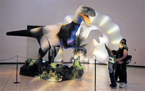 Inicia El Museo Itinerante Tierra De Dinosaurios Ubicado En El