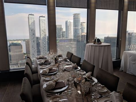 Stratus Restaurant Venue Toronto Weddinghero Ca