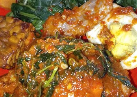 Resep Ayam kemangi marcon bumbu petis oleh Ukhty Imma - Cookpad