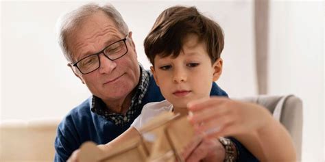 Reclamar pensión alimenticia a los abuelos si el padre no paga