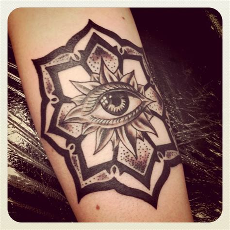 Eye in Flower | Best tattoo design ideas