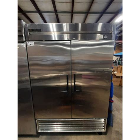 True T 49f Stainless Steel 2 Door Commercial Mobile Freezer