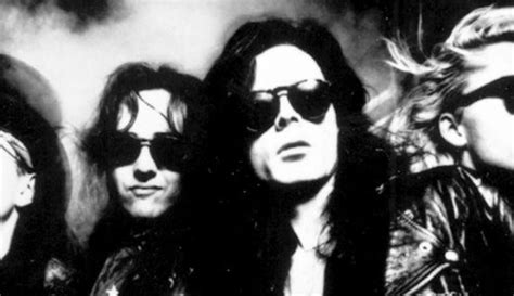 The Sisters Of Mercy Confirma Banda Invitada