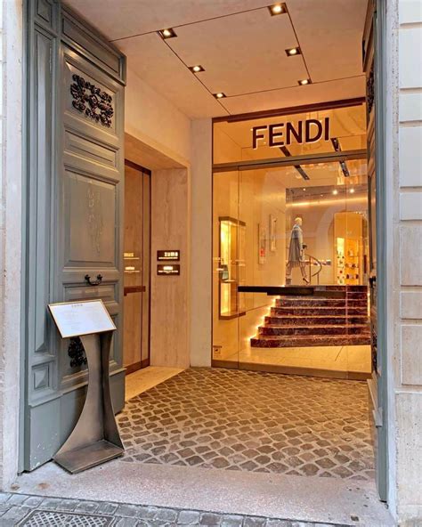 Ayuさんのインスタグラム写真 Ayuinstagram「fendi Private Suites⭐️⭐️⭐️⭐️⭐️ イタリア🇮🇹